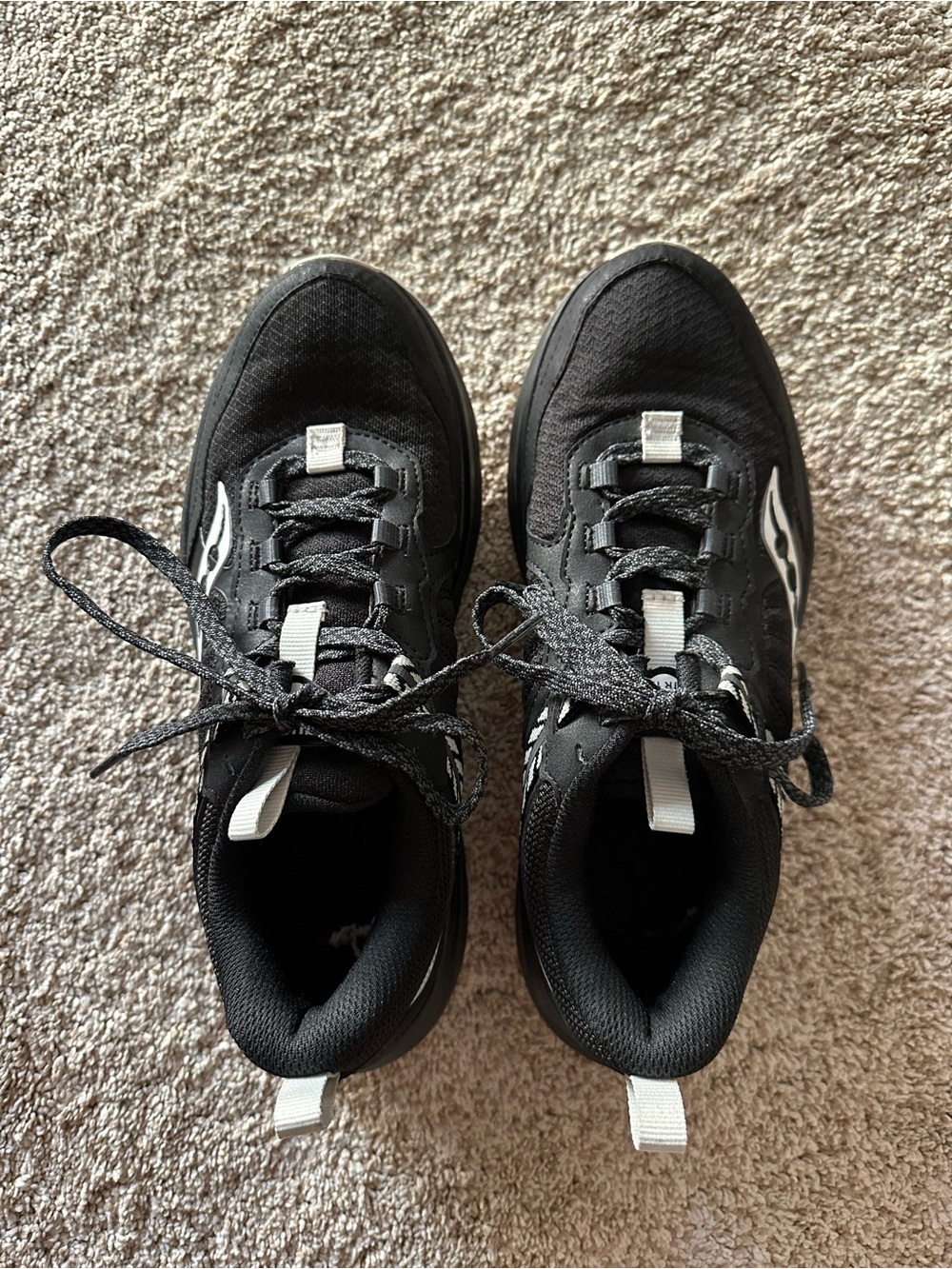 SAUCONY Excursion TR 17 Women’s Black Athletic Sneakers—Size 9